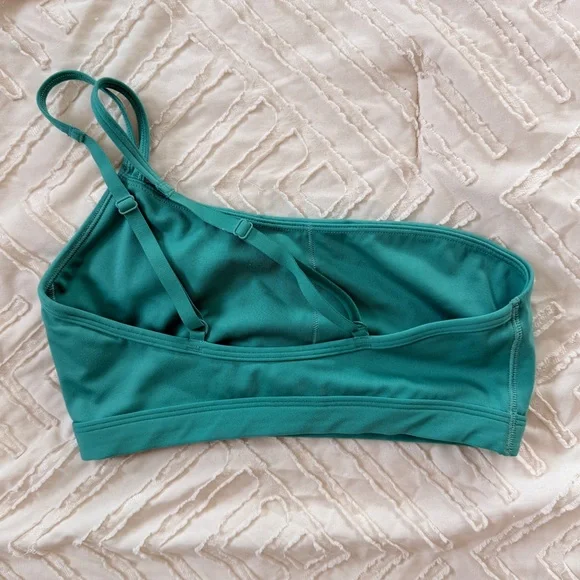 Gymshark Teal Sports Bra and Shorts Set - Picture 7 of 11